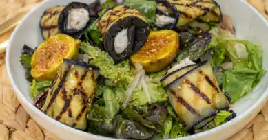 Lezzet Patlaması: Patlıcan Sarma ve İncirli Salata Tarifi