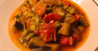 Patlıcanlı Menemen Tarifi: Lezzet Patlaması!