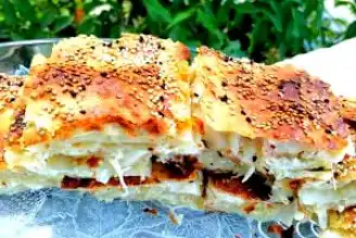 Pratik Peynirli Şipşak Börek Tarifi