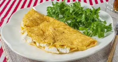 Hızlı ve Lezzetli: Peynirli Omlet Tarifi