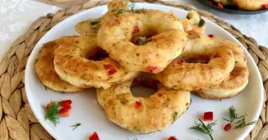 Nefis Peynirli Sebzeli Pişi Tarifi