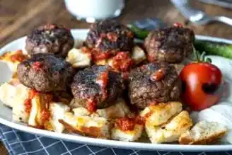 Nefis Pideli Köfte Tarifi