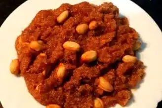 Pratik ve Lezzetli İrmik Helvası Tarifi