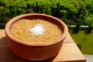 Pratik 5 Dakikada Sütlü İrmik Helvası Tarifi