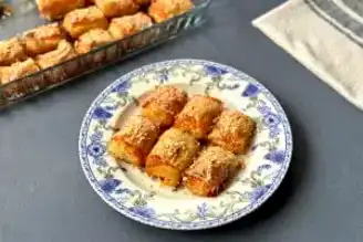 Nefis İrmik Soslu Baklava Tarifi