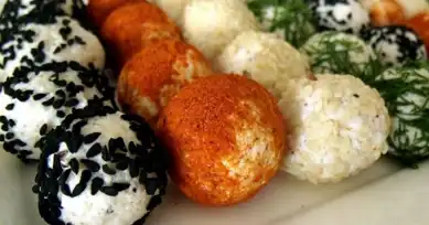 Baharatlı İrmikli Peynir Topları Tarifi