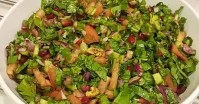 Nefis Rokalı Salata Tarifi