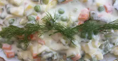 Nefis Rus Salatası Tarifi