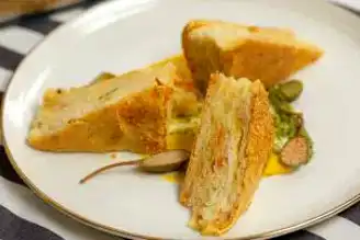 Nefis Somonlu Börek Tarifi