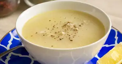 Nefis Tavuk Suyu Çorbası Tarifi