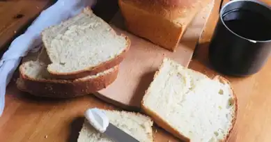 Ev Yapımı Tereyağlı Tost Ekmeği Tarifi