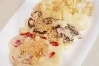 Nefis Vanilyalı Bisküvili Manolya Tarifi