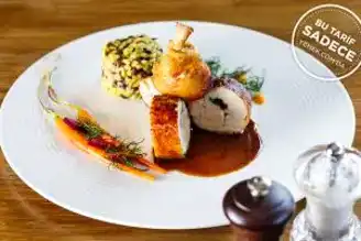 Sous Vide Yaban Mersinli Organik Tavuk Göğsü Tarifi
