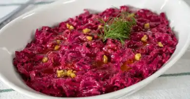 Nefis Yoğurtlu Pancar Mezesi Tarifi