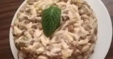 Nefis Yoğurtlu Yeşil Mercimek Salatası Tarifi