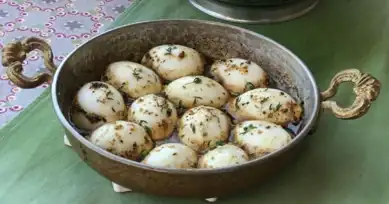 Nefis Yumurta Kapama Tarifi