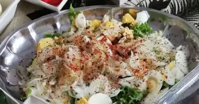 Nefis Yumurta Salatası Tarifi