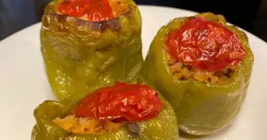 Nefis Zeytinyağlı Biber Dolması Tarifi