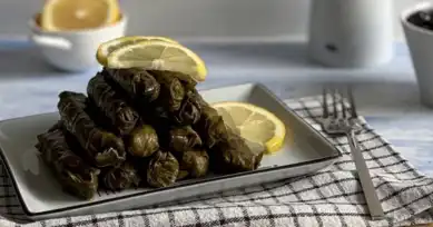 Nefis Zeytinyağlı Yaprak Sarması Tarifi