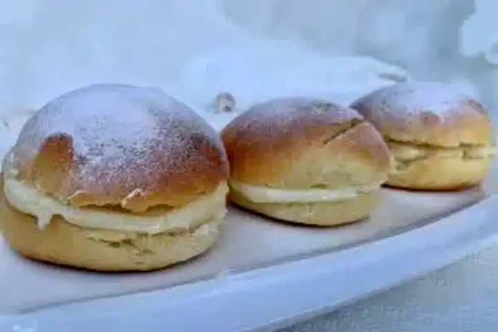 Nefis Alman Pastası Tarifi