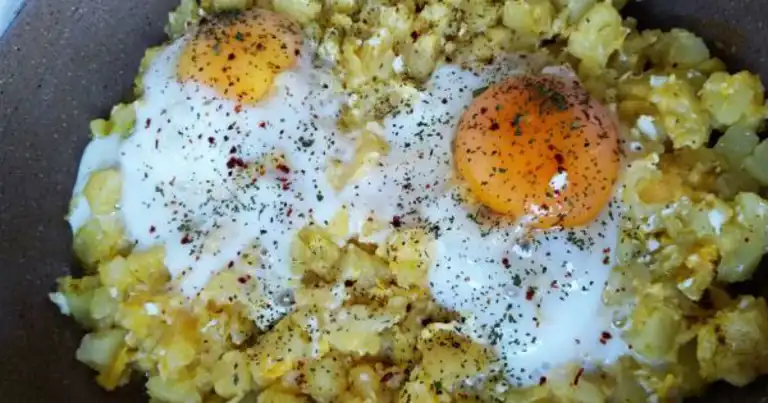 Pratik Baharatlı Patatesli Yumurta Tarifi