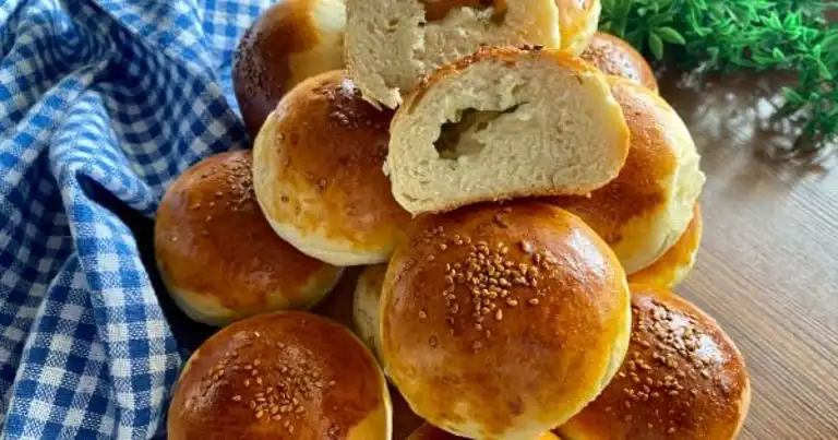Bayatlamayan Nefis Peynirli Poğaça Tarifi
