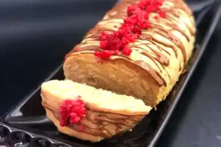 3 Malzemeyle Beyaz Çikolatalı Mozaik Pasta Tarifi