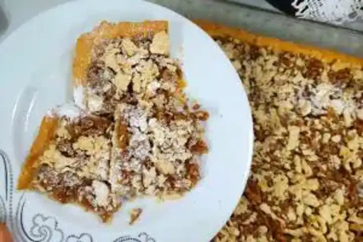 Nefis Cevizli Tarçınlı Elmalı Turta Tarifi