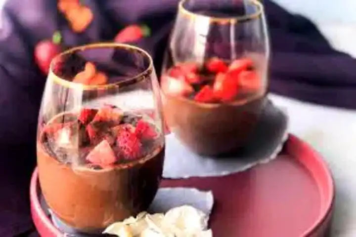 4 Malzemeli Nefis Puding Tarifi