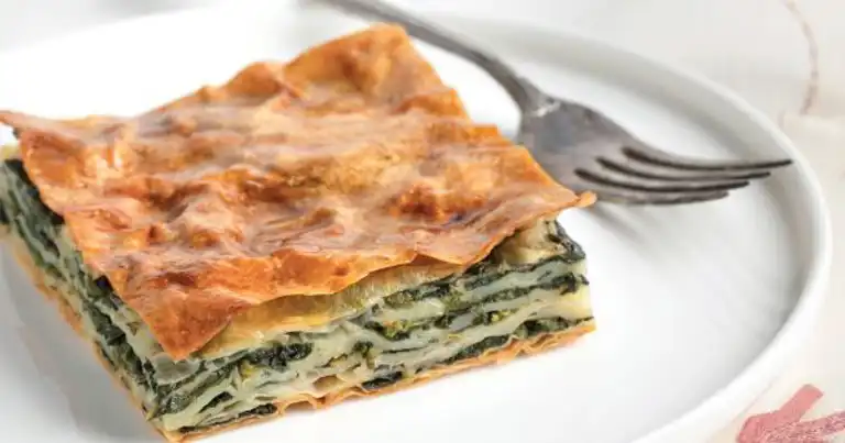 Ege Tarzı Otlu Börek Tarifi