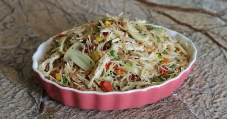 Nefis Şehriyeli Tavuk Salatası Tarifi