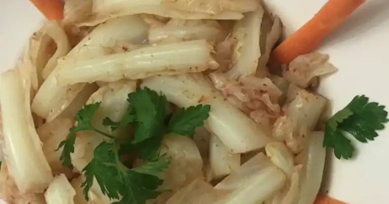 Nefis Ekşi Lahana Salatası Tarifi