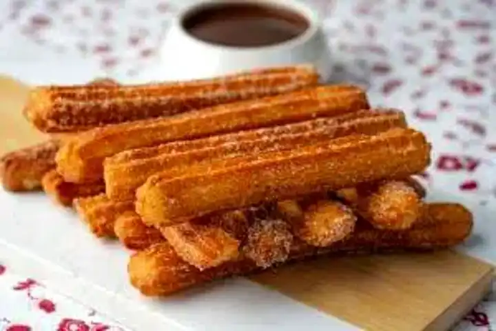 Ev Yapımı Çıtır Çıtır Churros Tarifi
