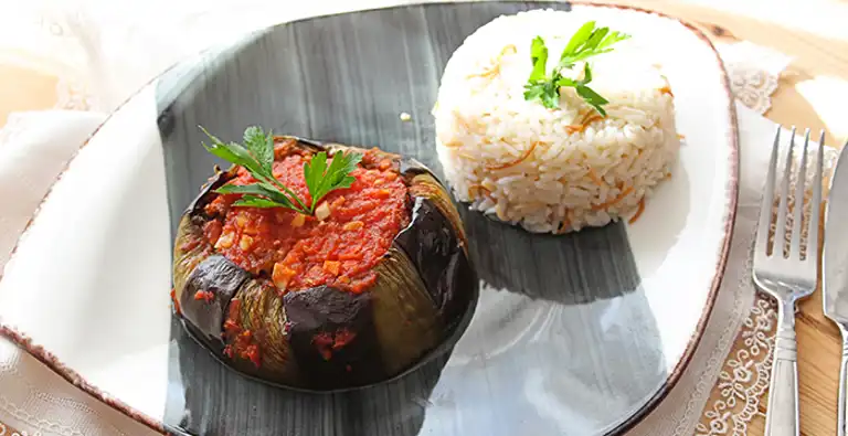 Fırında Lezzetli Bostan Kebabı Tarifi