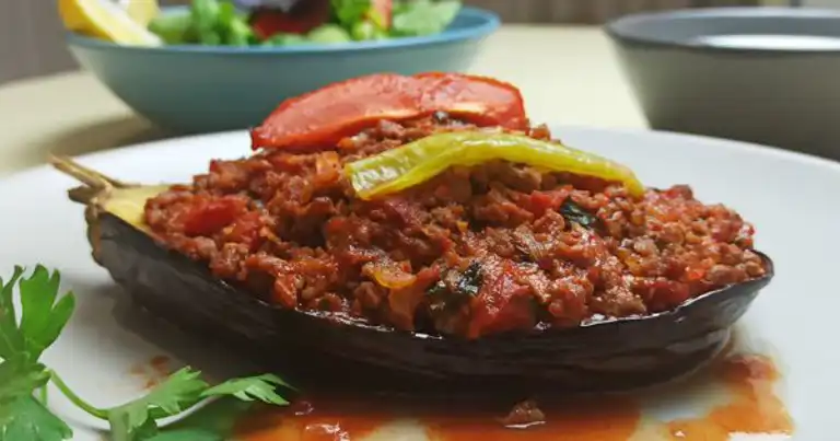 Fırında Kolay Karnıyarık Tarifi