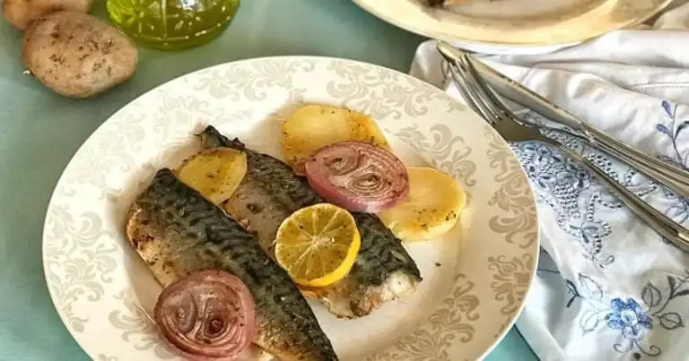 Nefis Fırında Uskumru Tarifi