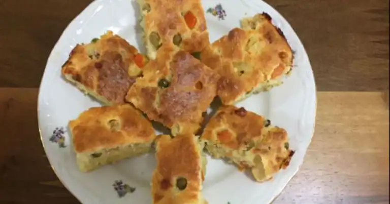 Nefis Garnitürlü Çörek Tarifi