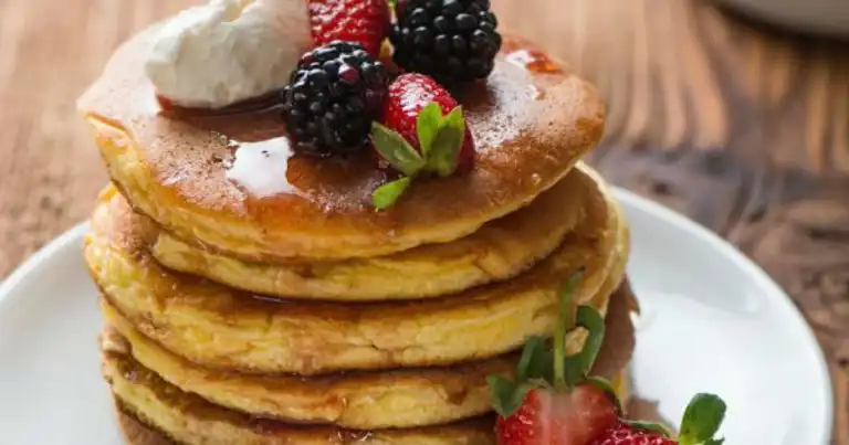 Pofuduk ve Hafif Glutensiz Pancake Tarifi