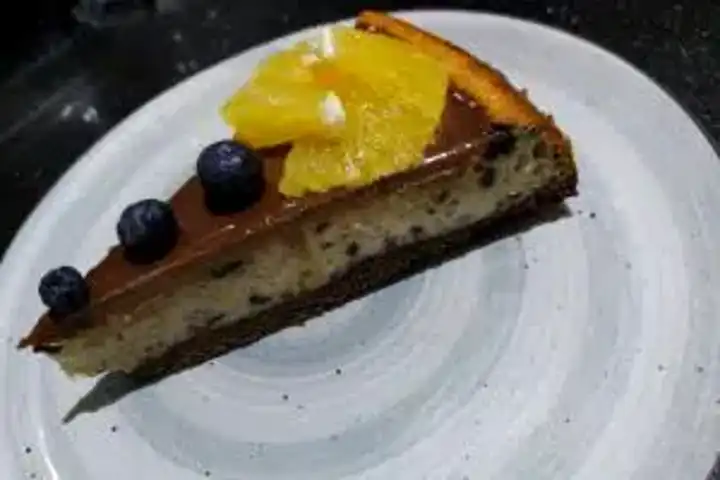 Muhteşem Çikolatalı Bisküvili Cheesecake Tarifi
