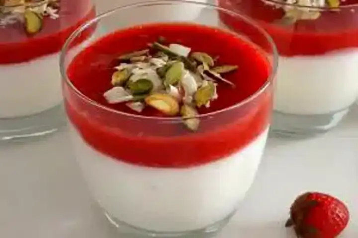 Yazın En Serin Tatlısı: Çilek Rüyası Tarifi