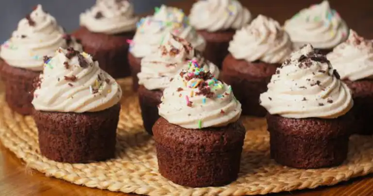 Nefis Kahveli Cupcake Tarifi
