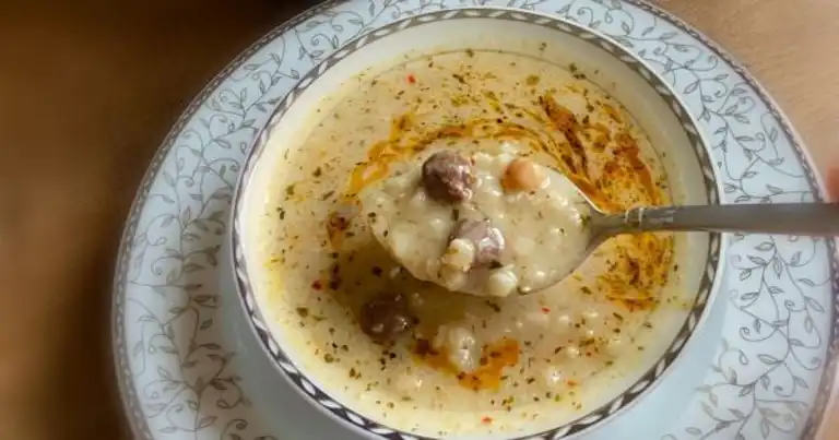 Lezzetli Köfteli Buğdaylı Yoğurt Çorbası Tarifi