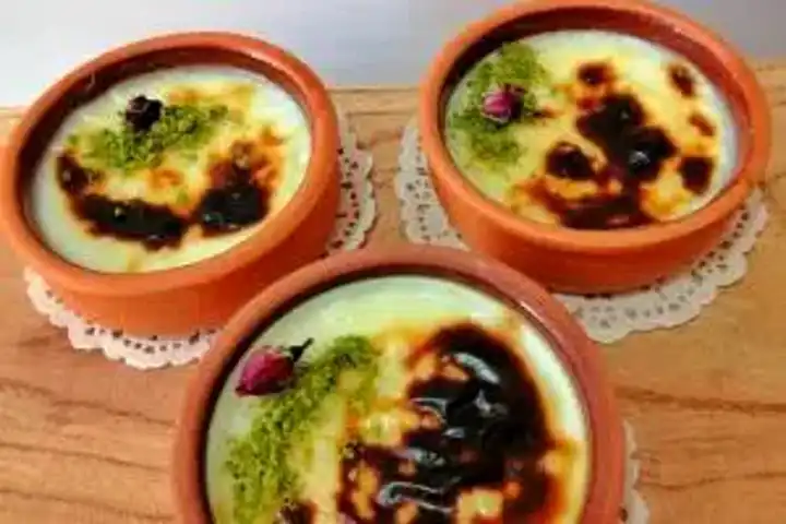 Nefis Klasik Fırın Sütlaç Tarifi