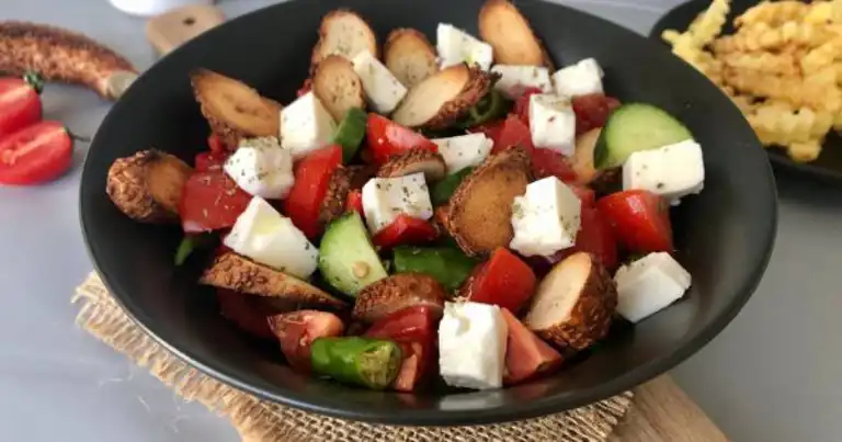 Kıtır Simit Salatası: Lezzetli ve Pratik Bir Tarif