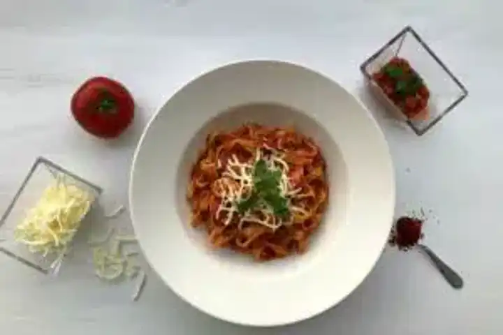 Lezzetli Kıymalı Mozzarella Makarna Tarifi