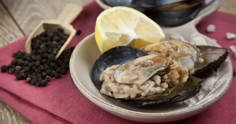 Ev Yapımı Lezzetli Midye Dolma Tarifi