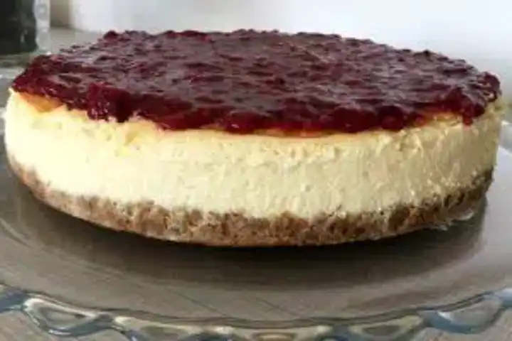 Ev Yapımı Orman Meyveli Cheesecake Tarifi