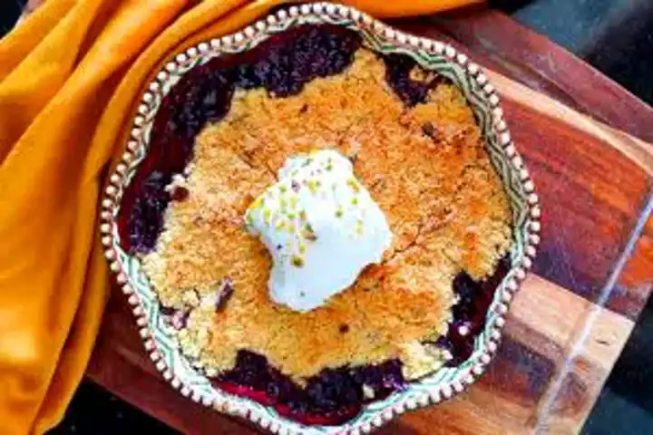 Nefis Orman Meyveli Crumble Tarifi