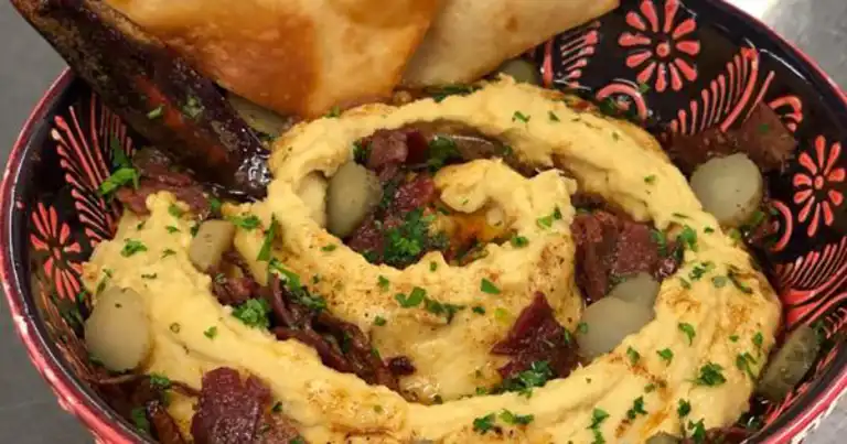 Nefis Pastırmalı Humus Tarifi