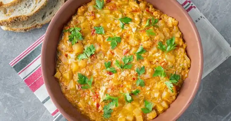 Doyurucu Patatesli Menemen Tarifi